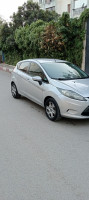 voitures-ford-fiesta-2011-bouzareah-alger-algerie