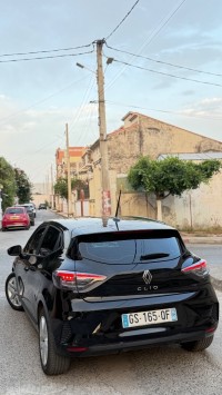 سيارات-renault-clio-5-2023-باب-الزوار-الجزائر