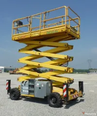 Location de Nacelles Ciseaux Diesel