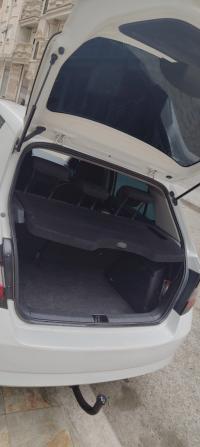 سيارات-skoda-fabia-2015-ambition-عين-فكرون-أم-البواقي-الجزائر