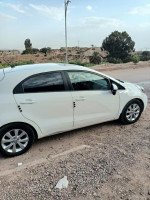 citadine-kia-rio-5-portes-2013-ouenza-tebessa-algerie