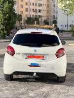 voitures-peugeot-208-2016-algerie