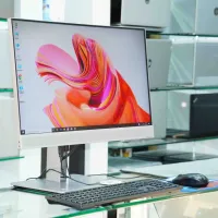 All in one hp 800 g4 i5 8th /8g / 256 ssd / 24"  