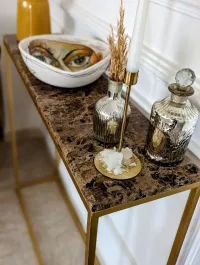 كونسولات مدخل بعدة ألوان من الرخام