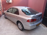 سيارات-renault-laguna-2-2002-initiale-paris-الشلف-الجزائر