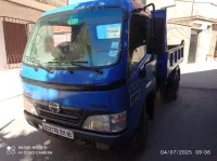 Hino Hino 2011