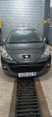 voitures-peugeot-207-2012-sportium-setif-algerie