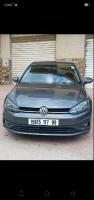 moyenne-berline-volkswagen-golf-7-2017-blida-algerie