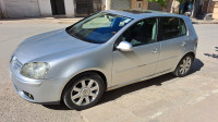 voitures-volkswagen-golf-5-2006-mila-algerie