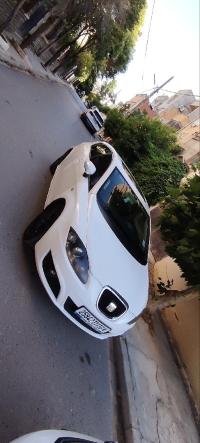 voitures-seat-leon-2011-bouira-algerie