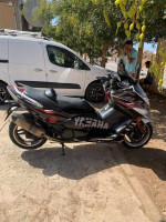 motos-et-scooters-yamaha-t-max-white-2010-ain-benian-alger-algerie