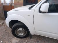 voitures-nissan-navara-2013-ouzellaguen-bejaia-algerie