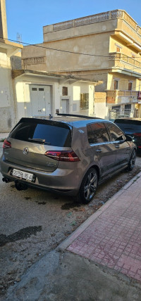 voitures-volkswagen-golf-7-2015-cup-mdaourach-souk-ahras-algerie