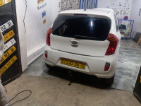 voitures-kia-picanto-2014-pop-es-senia-oran-algerie