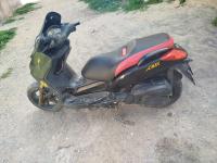 motos-scooters-yamaha-xmas-2010-hammam-dhalaa-msila-algerie