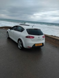 سيارات-seat-leon-2012-فرناكة-مستغانم-الجزائر