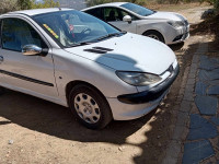 voitures-peugeot-206-2001-medea-algerie