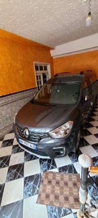 السيارات-النفعية-renult-kongo-stepway-2025-تغنيف-معسكر-الجزائر