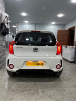 voitures-kia-picanto-2017-sportline-mezghrane-mostaganem-algerie