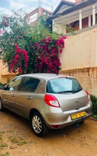 سيارات-renault-clio-3-2012-خميس-مليانة-عين-الدفلة-الجزائر