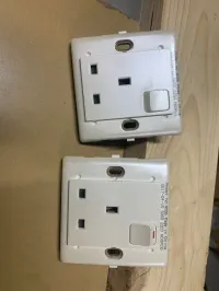 Prises électriques 