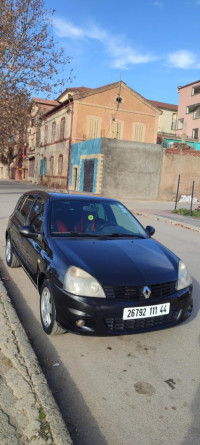 voitures-renault-clio-campus-2011-miliana-ain-defla-algerie