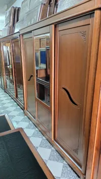   خزائن 