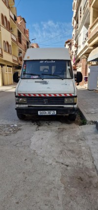 عربة-نقل-peugeot-j5-1987-قسنطينة-الجزائر