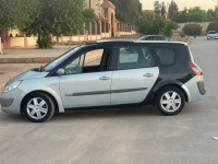 voitures-renault-scenic-2008-saida-algerie