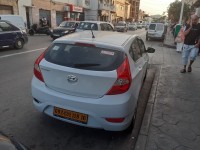 سيارات-hyundai-accent-2018-الجزائر-وسط