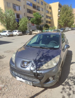 voitures-peugeot-207-2012-setif-algerie