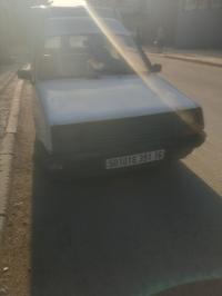 voitures-renault-express-1991-les-eucalyptus-alger-algerie