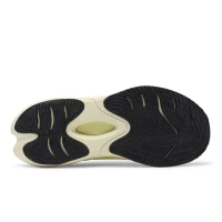Clarks - Pace Rise. Pale Yellow thumbnail 5