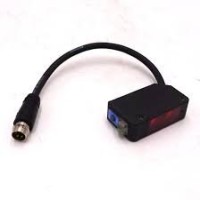 صناعة-و-تصنيع-photocellule-keyence-pz-v32p-pro-بئر-توتة-الجزائر