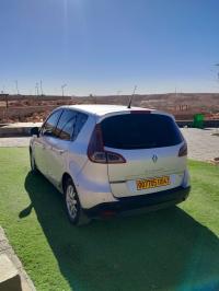 voitures-renault-scenic-2010-ghardaia-algerie