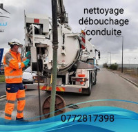 nettoyage-jardinage-camion-vidange-et-debouchage-curage-canalisation-alger-centre-algerie