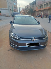 voitures-volkswagen-golf-7-2018-confortline-chlef-algerie