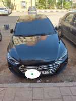 voitures-hyundai-elantra-2017-ain-temouchent-algerie