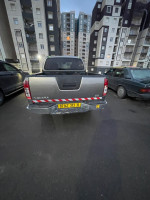 pickup-nissan-navara-2013-elegance-4x4-baba-hassen-alger-algerie