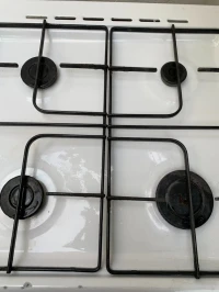 Cuisinière géant bonne occasion 