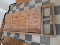 materiaux-de-construction-porte-en-bois-rouge-larbaa-nath-irathen-tizi-ouzou-algerie