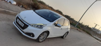 voitures-peugeot-208-2016-allure-facelift-blida-algerie