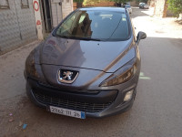 moyenne-berline-peugeot-308-2011-el-omaria-medea-algerie