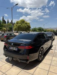 voitures-bmw-serie-5-2025-pak-m-xdrive-invidualle-batna-algerie