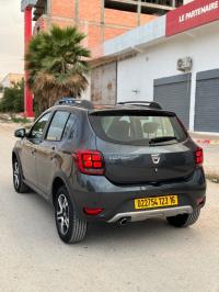 سيارات-dacia-sandero-2023-stepway-expression-plus-الجلفة-الجزائر