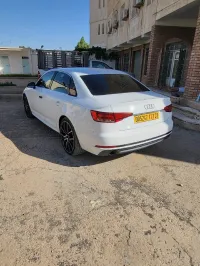 Audi A4 2017 S Line +