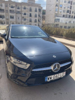 moyenne-berline-mercedes-classe-a-2022-180-confort-lakhdaria-bouira-algerie