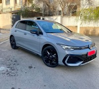 سيارات-volkswagen-golf-8-2025-r-black-edition-بئر-مراد-رايس-الجزائر