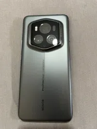 Honor Porsche design rsr 6