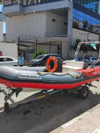 قوارب-قابلة-للنفخ-a-vendre-تيشي-بجاية-الجزائر